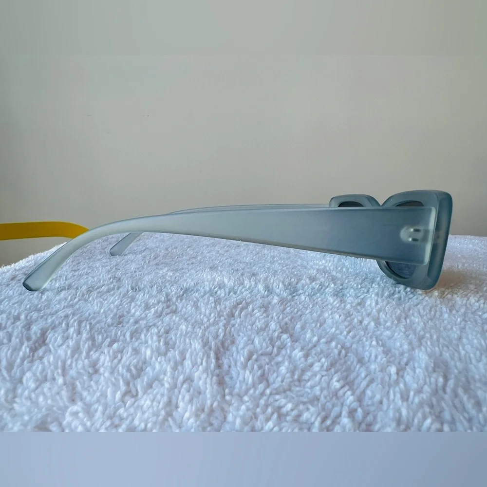 Men’s / Unisex ➡️ Two Rectangular Sunglasses - Black & Light Blue - Picture 2 of 10